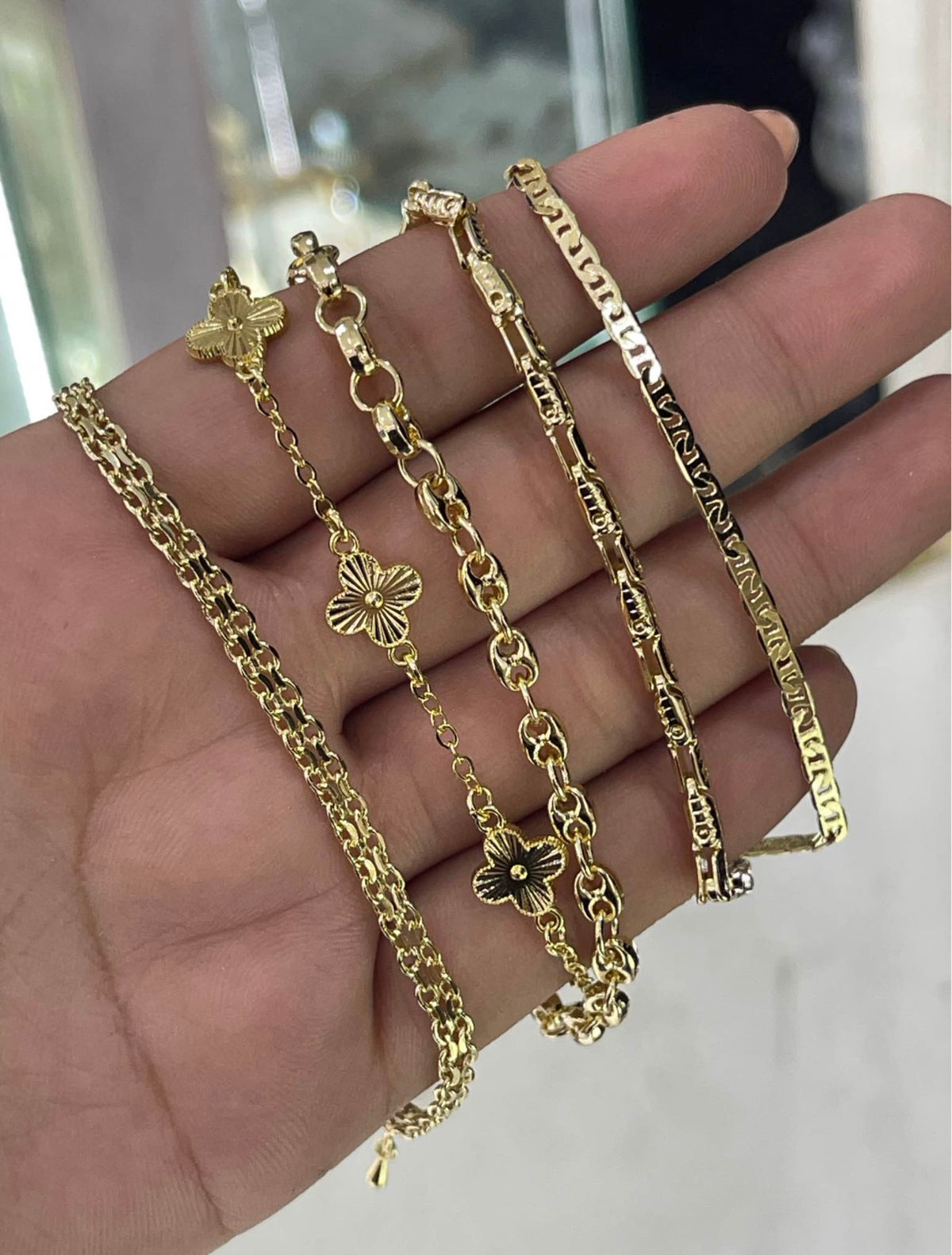 Pulseras Finas con Dije